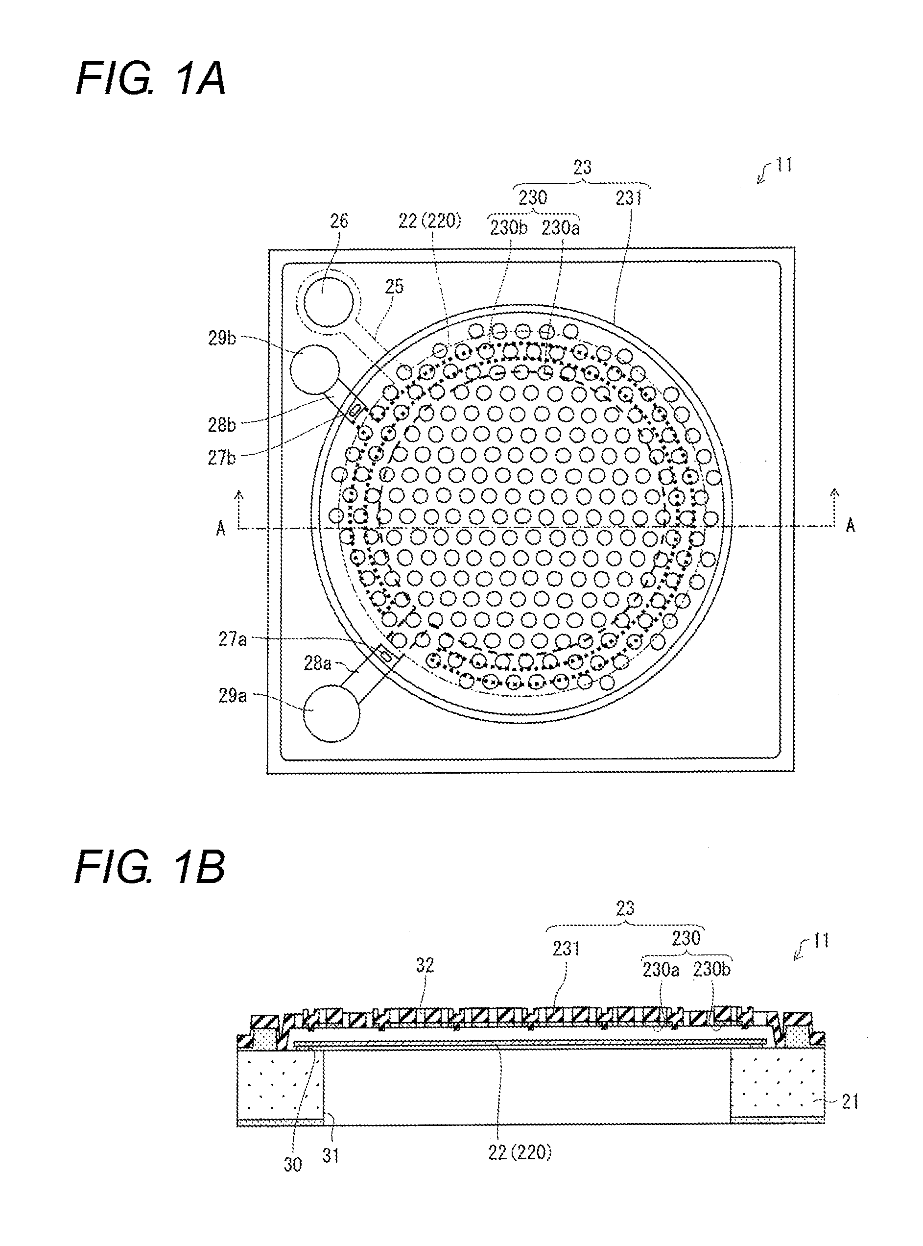 Sound transducer and microphone using same