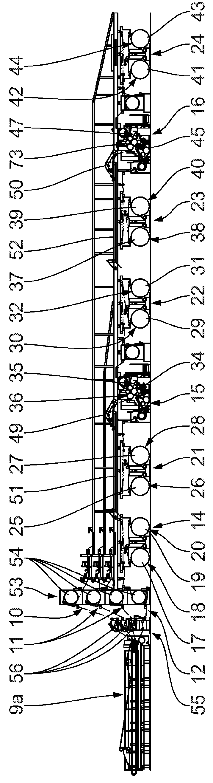 Heating device, comprising two preceding arcuate hot plates, of a two-sided machine