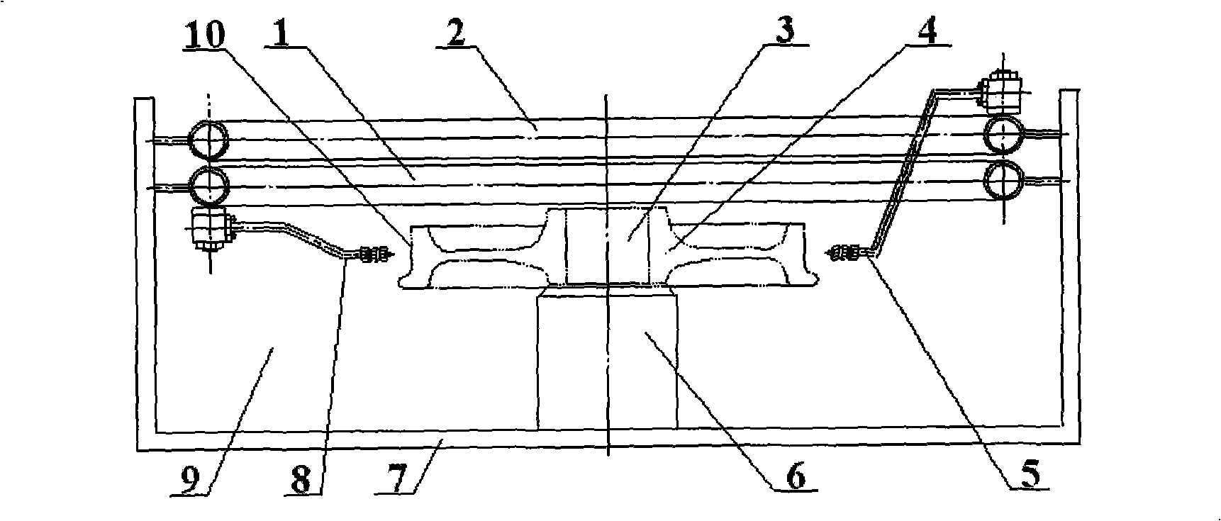 Thermal treatment method for high-carbon steel train wheel circular rim surface and heat treatment apparatus