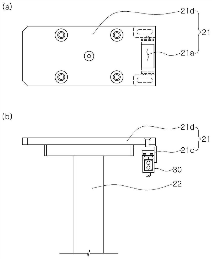 Automatic electrode plate supply device