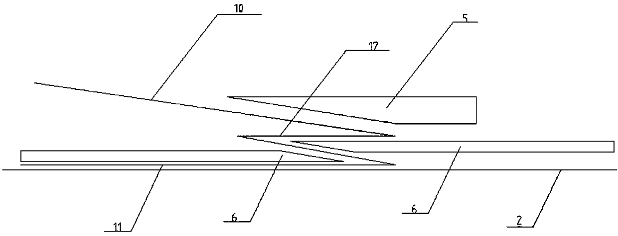 Upper and lower film integrated packaging bag and processing equipment and method thereof