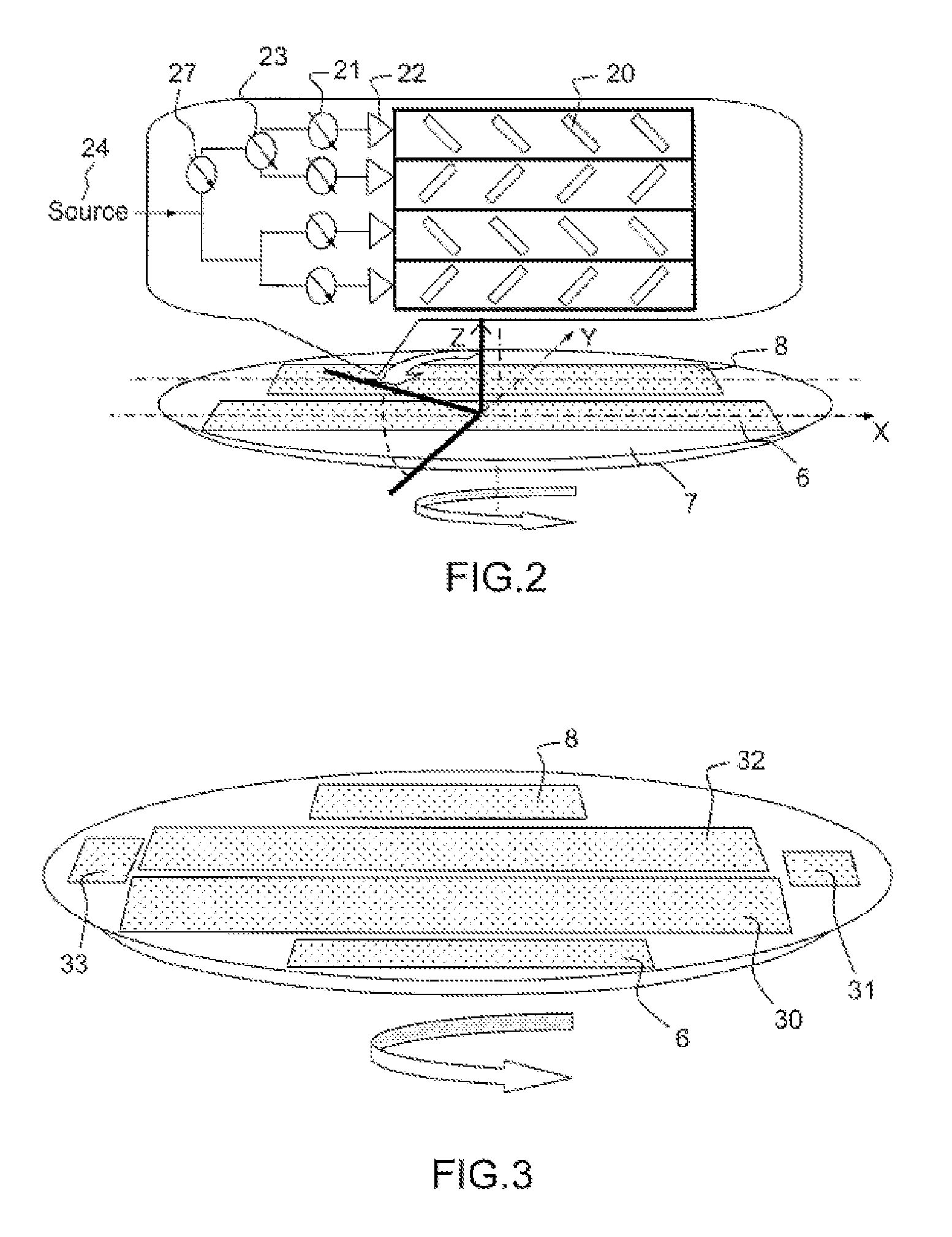 On-board directional flat-plate antenna, vehicle comprising such an antenna, and satellite telecommunication system comprising such a vehicle