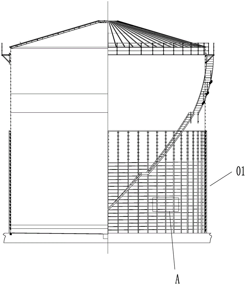 Reinforced structure of seam tank and large-scale helical double-folded seam tank with this structure
