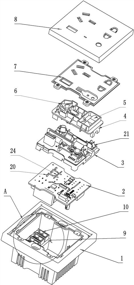 The structure of the incoming line of the socket