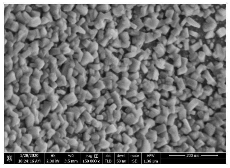 Sodium vanadium fluorophosphate electrode coated with metal oxide layer and preparation method thereof