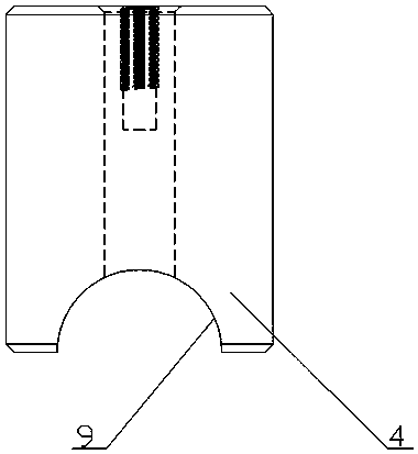 Lifting gear for lifting workpieces with cylindrical stepped holes