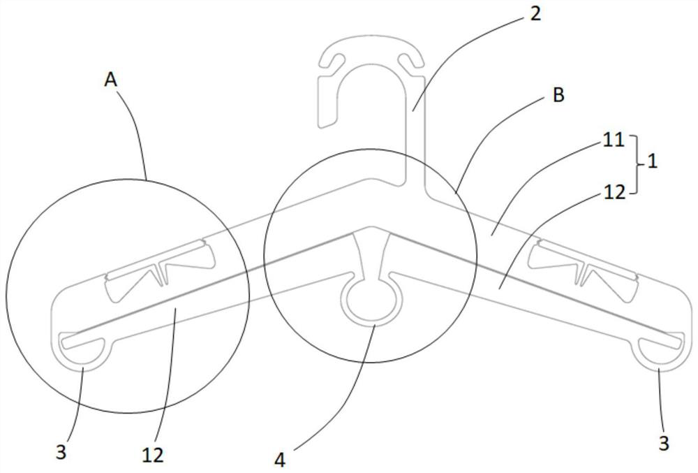 Deformable clothes hanger