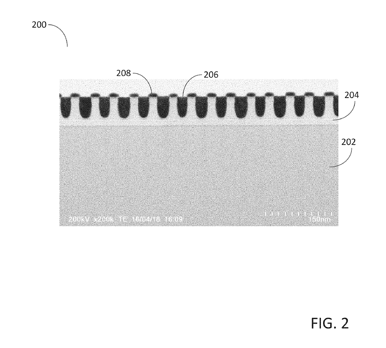 Method for selectively depositing a metallic film on a substrate
