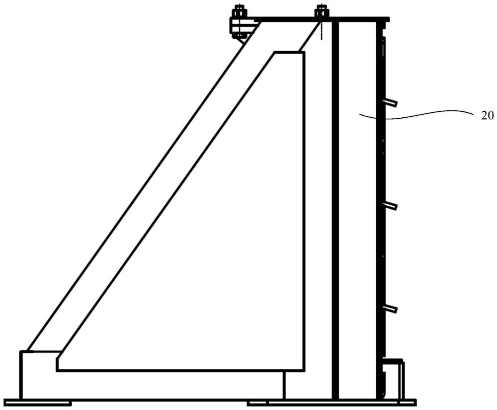 Steel rail support and steel rail transport vehicle