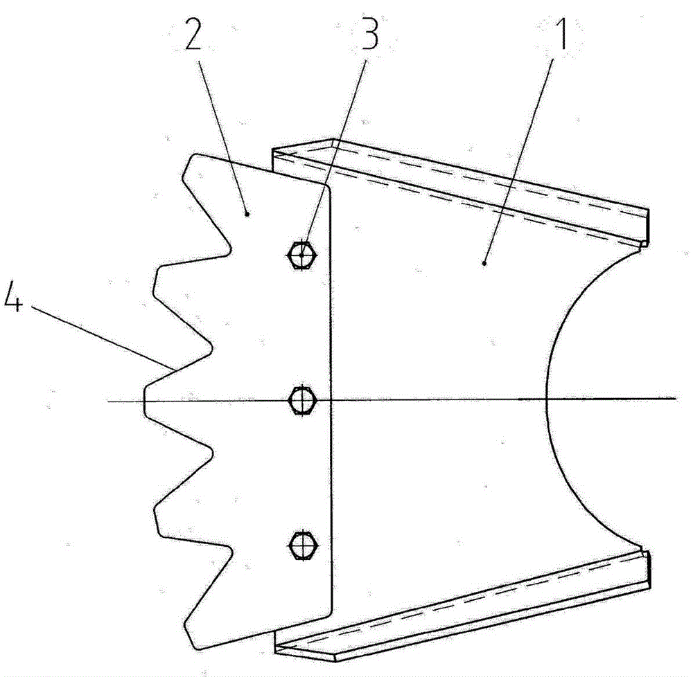 Crushing and throwing blade of animal manure broadcast sower