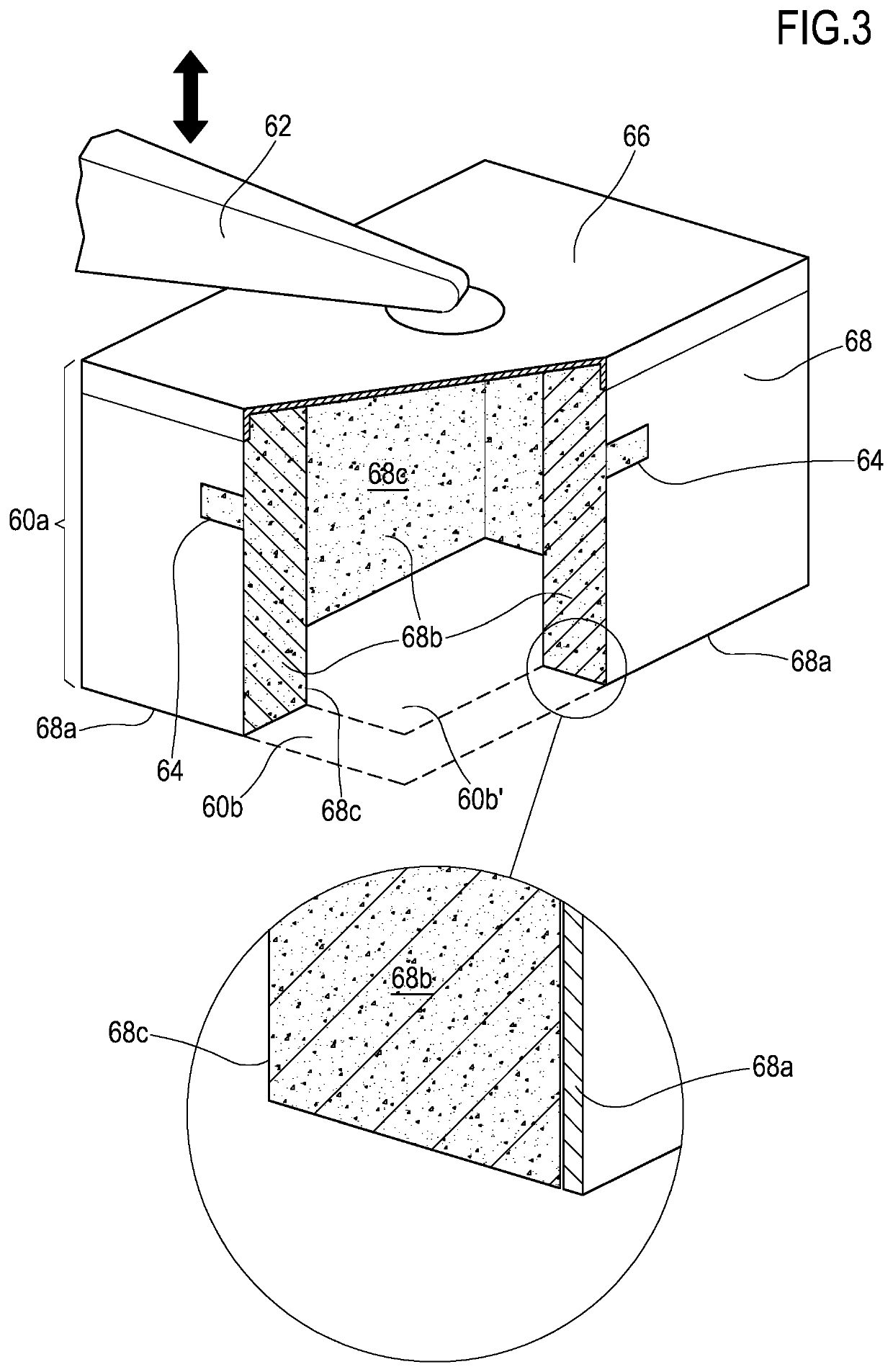 Packaging apparatus with evacuation assembly and packaging process