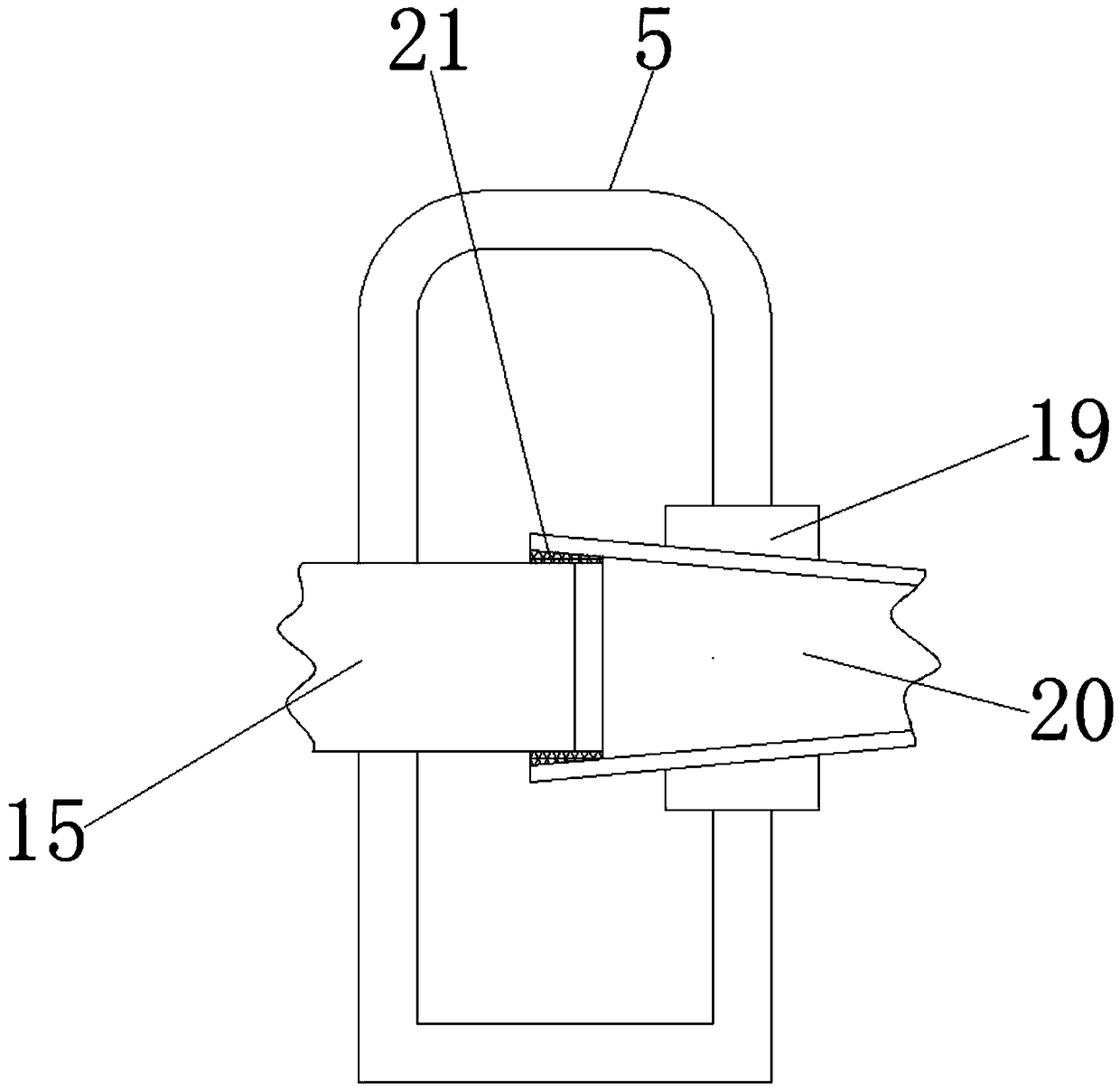 Cleaning device for building template recycling