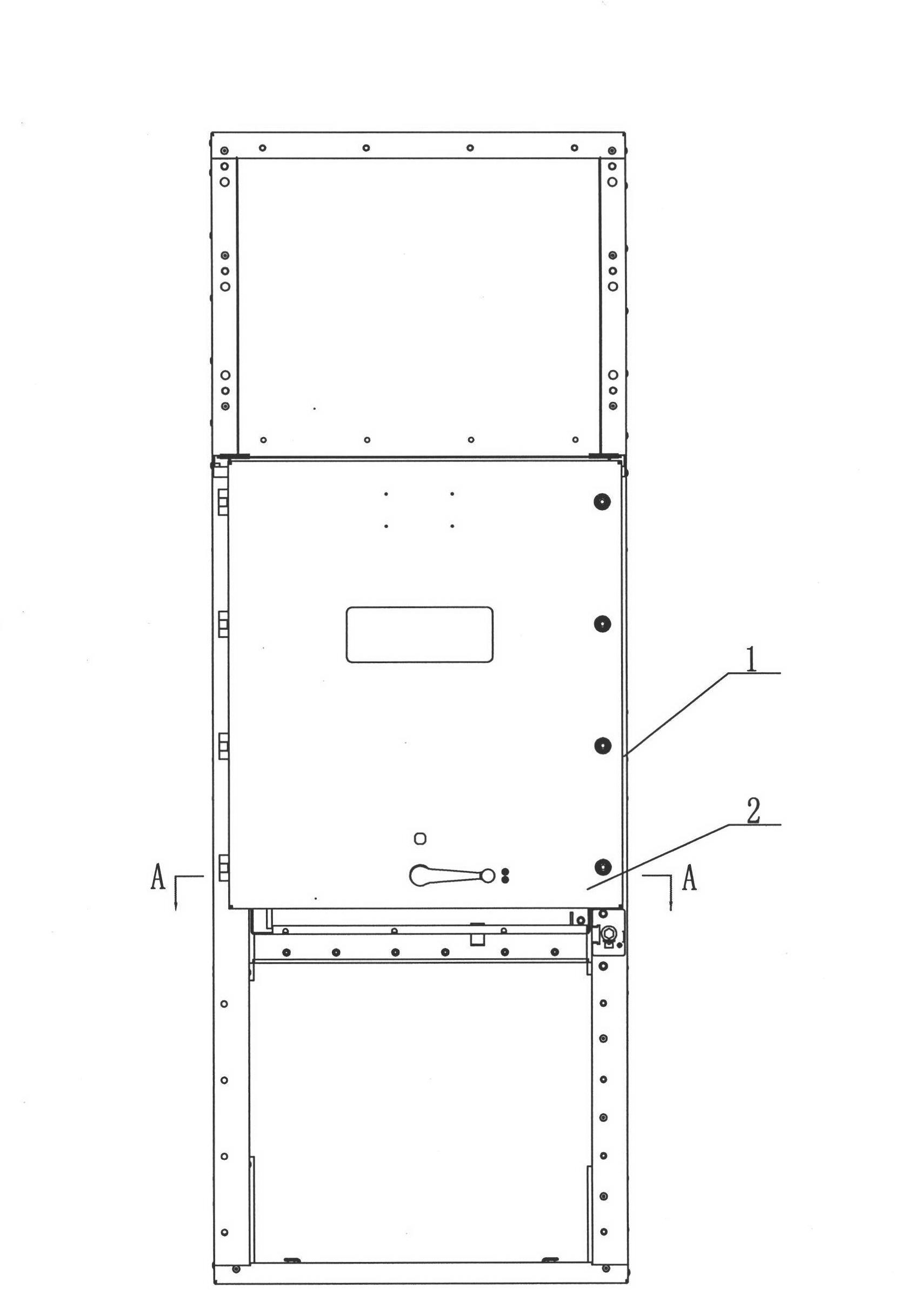 Device for interlocking chassis vehicle with cabinet door of circuit breaker chamber