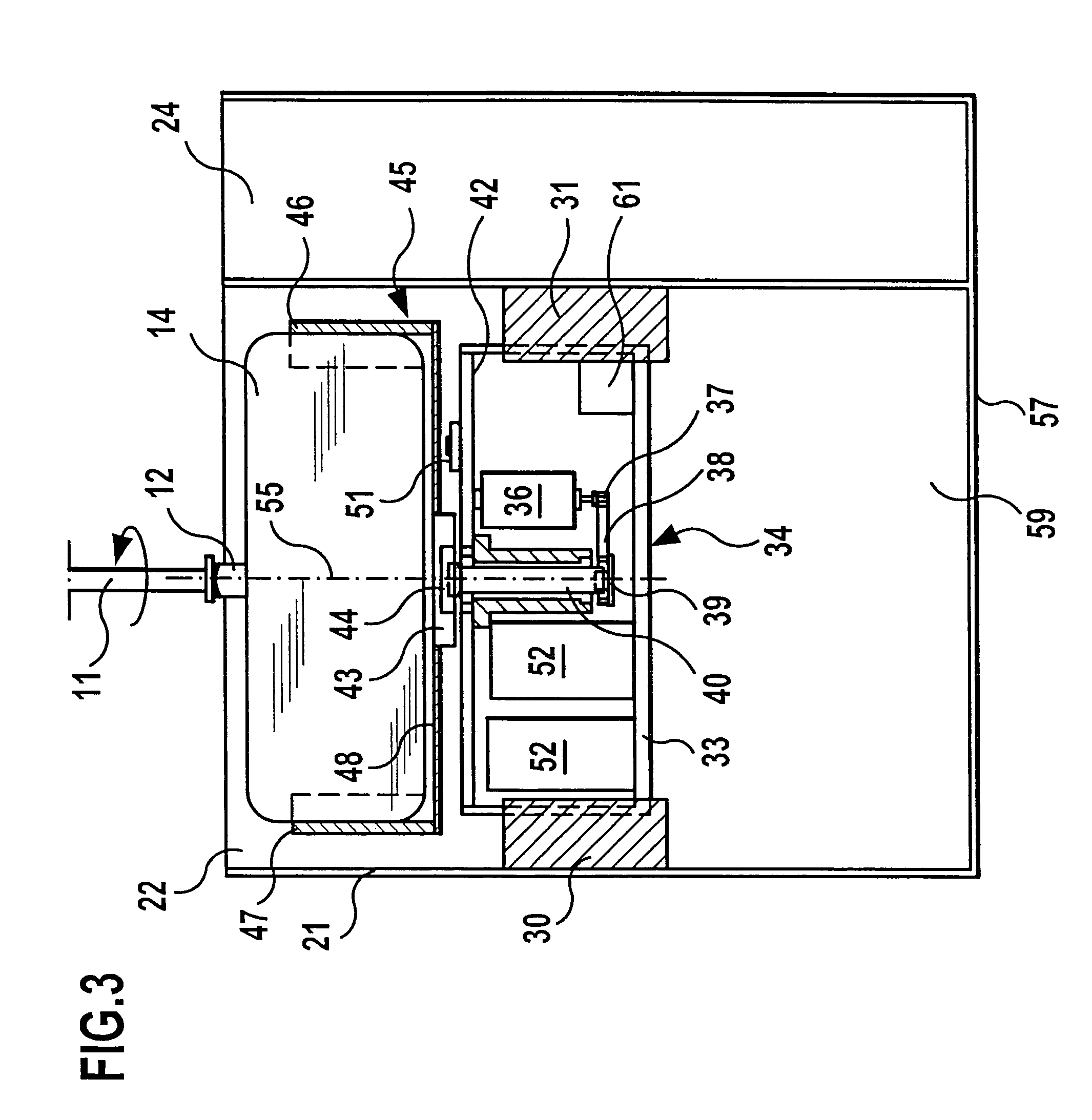 Device for expelling liquid from a wiping element