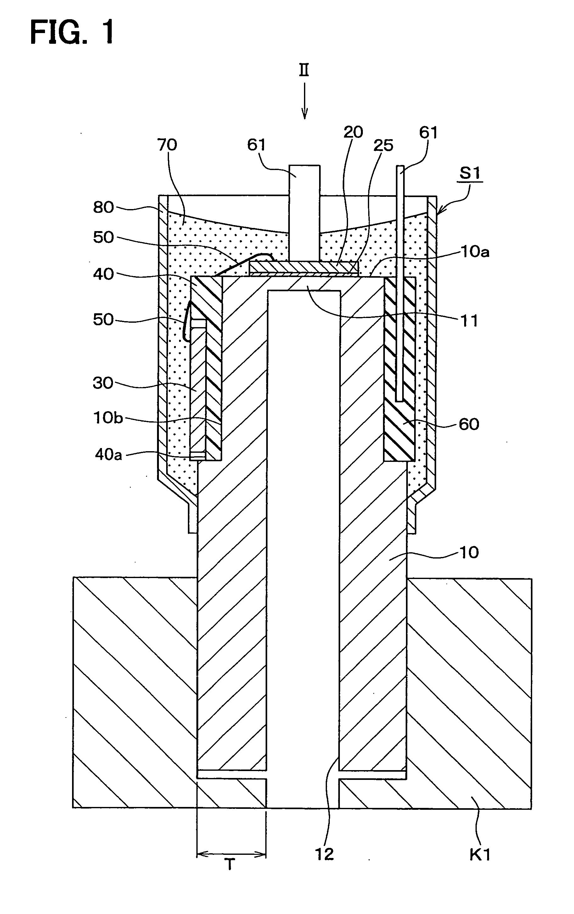 Pressure sensor having sensor chip and signal processing circuit mounted on a common stem