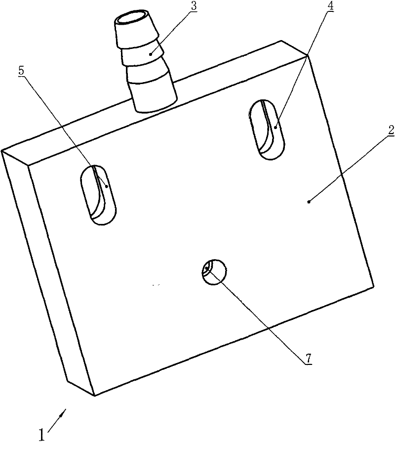 Locating and guiding water spray device for linear cutting machine