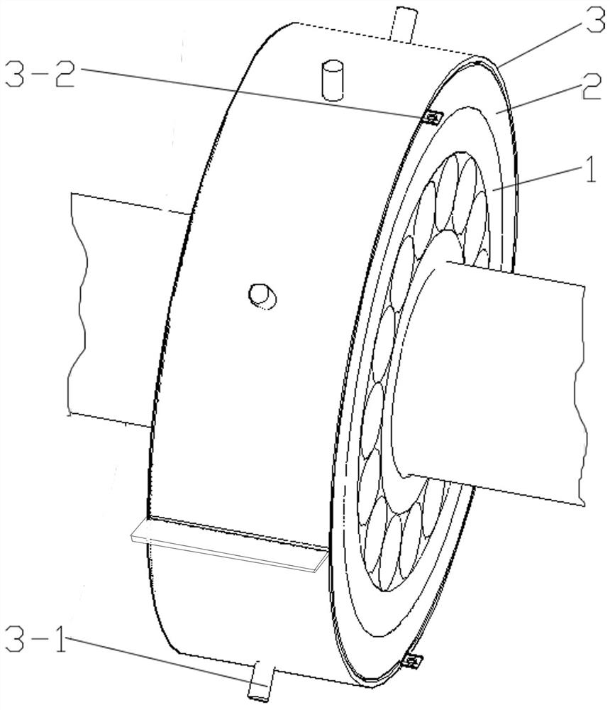 Rotating shaft conductive structure for rotary welding device