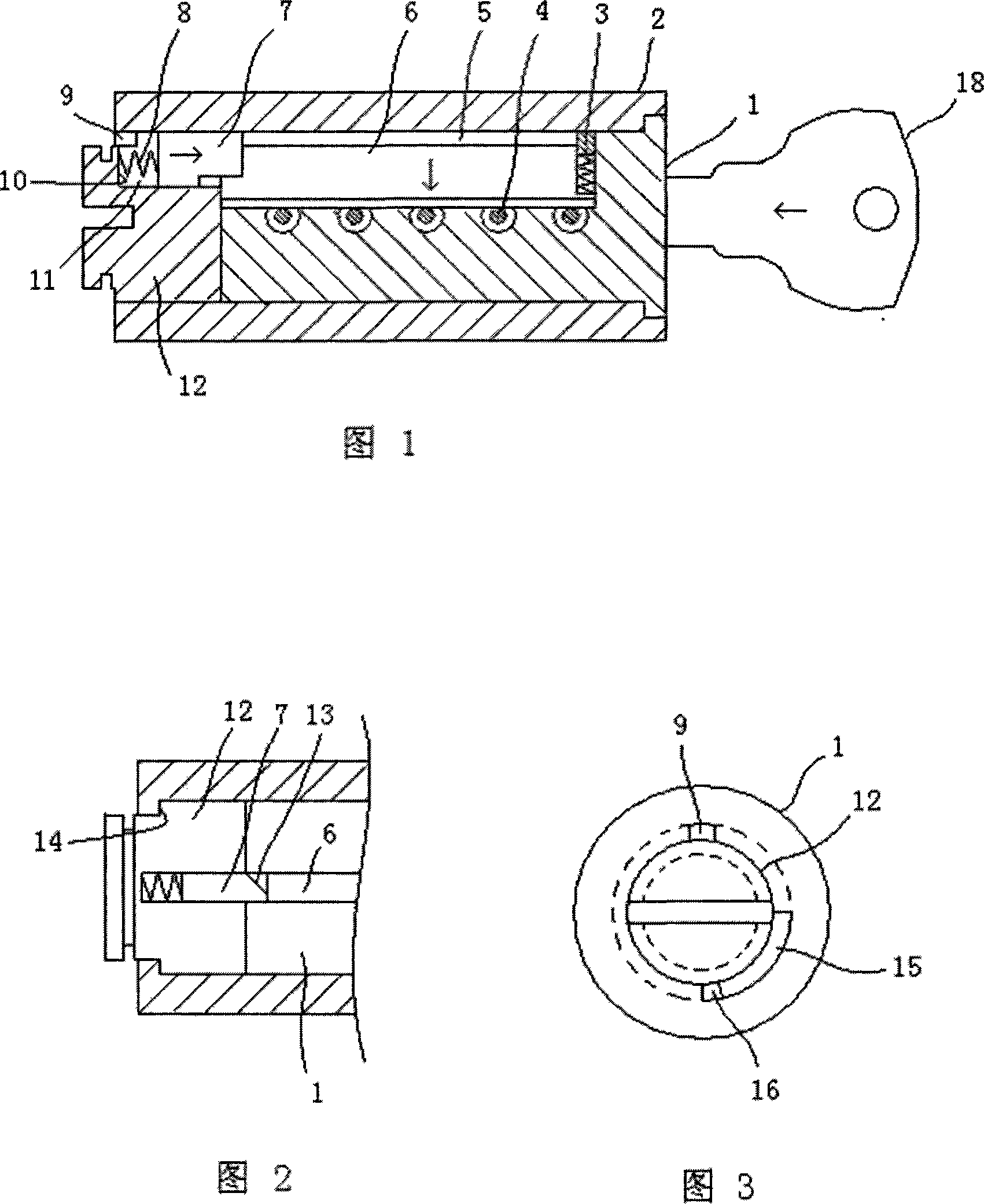 Clutch structure of lock pin capable of idling and its lock head