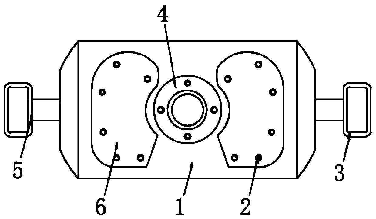 Semitrailer traction base for transport vehicle