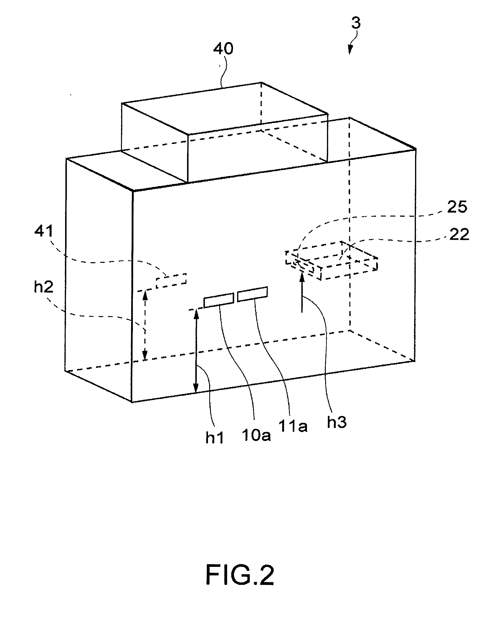 Static electricity deflecting device, electron beam irradiating apparatus, substrate processing apparatus, substrate processing method and method of manufacturing substrate