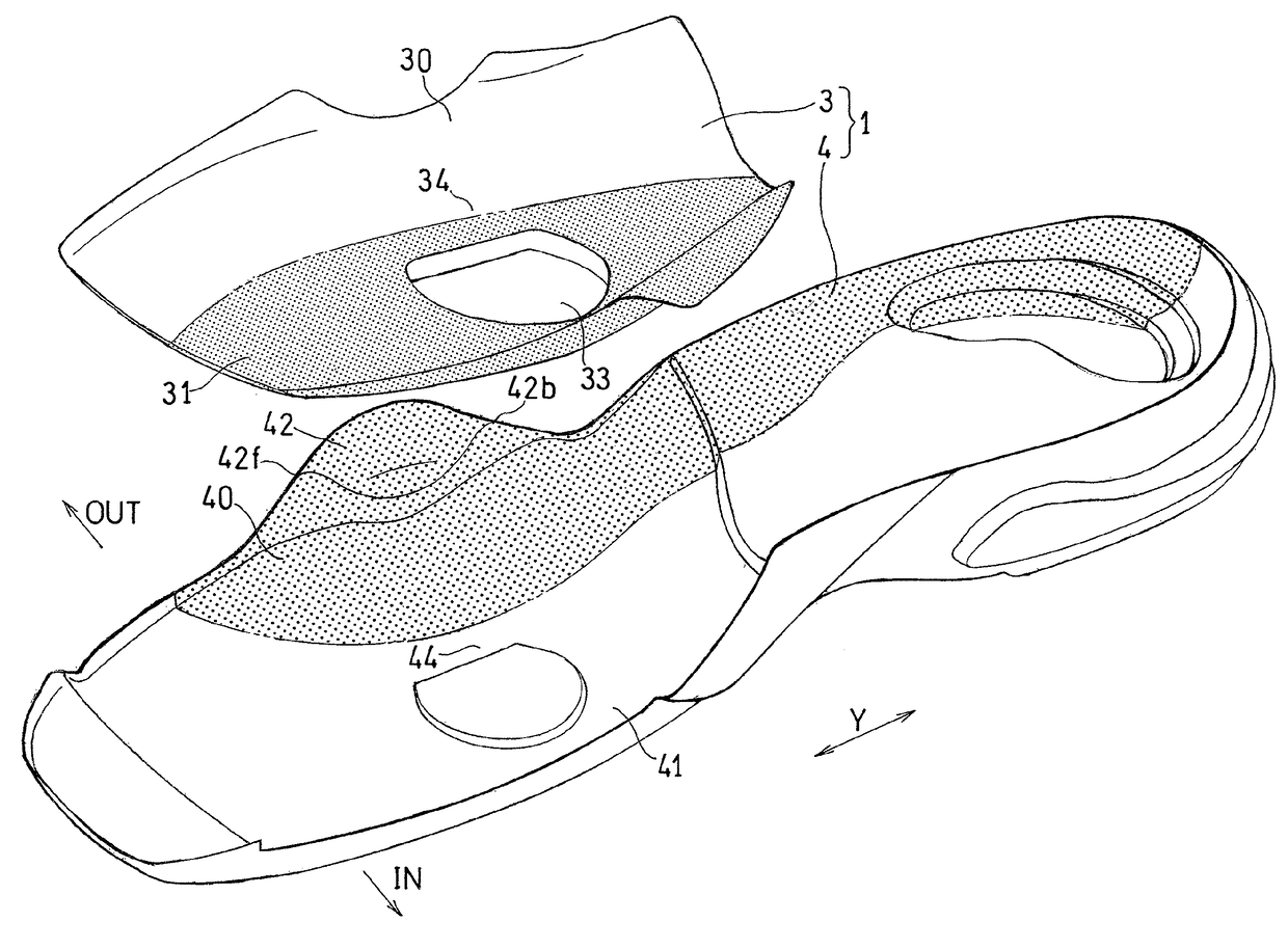 Shoe sole having outsole and midsole