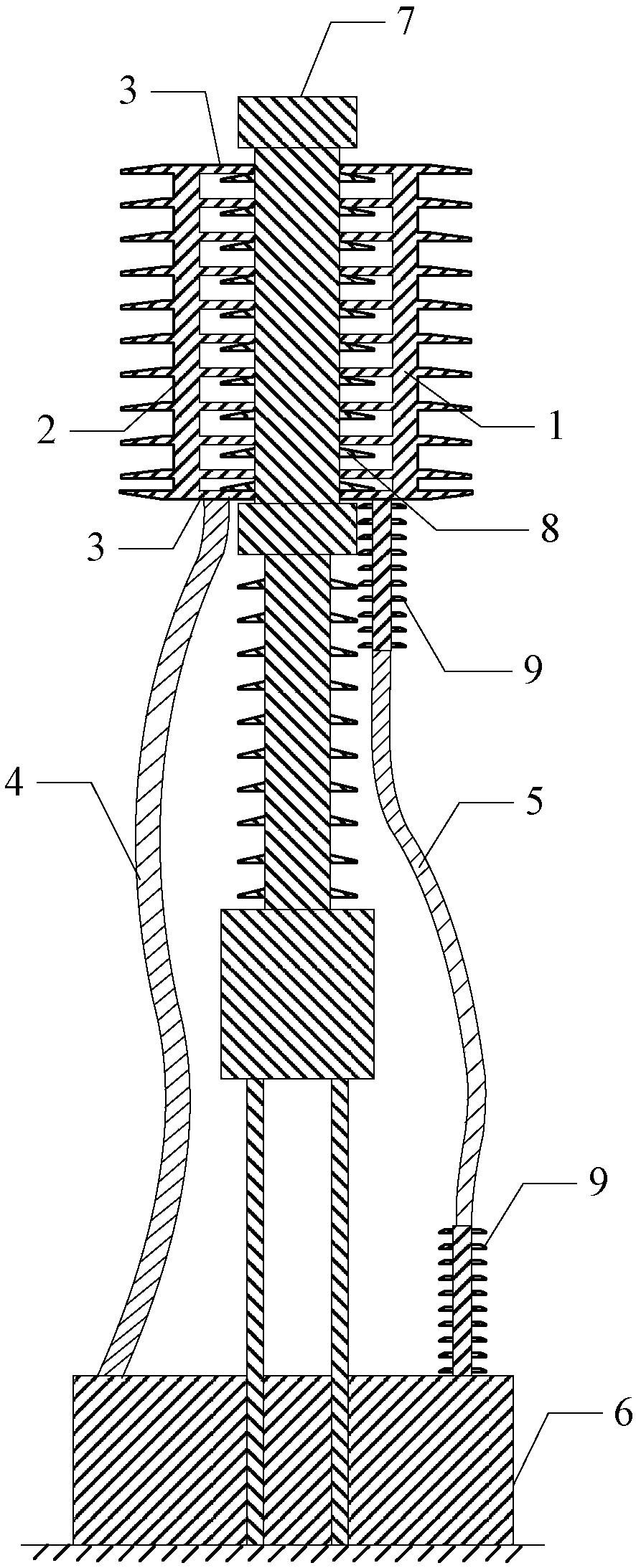 An external long-term heating device for a column circuit breaker in a low-temperature area