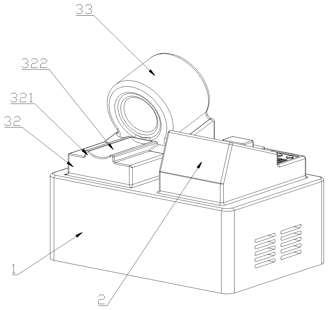 Blood pressure and blood glucose meter and detection system thereof