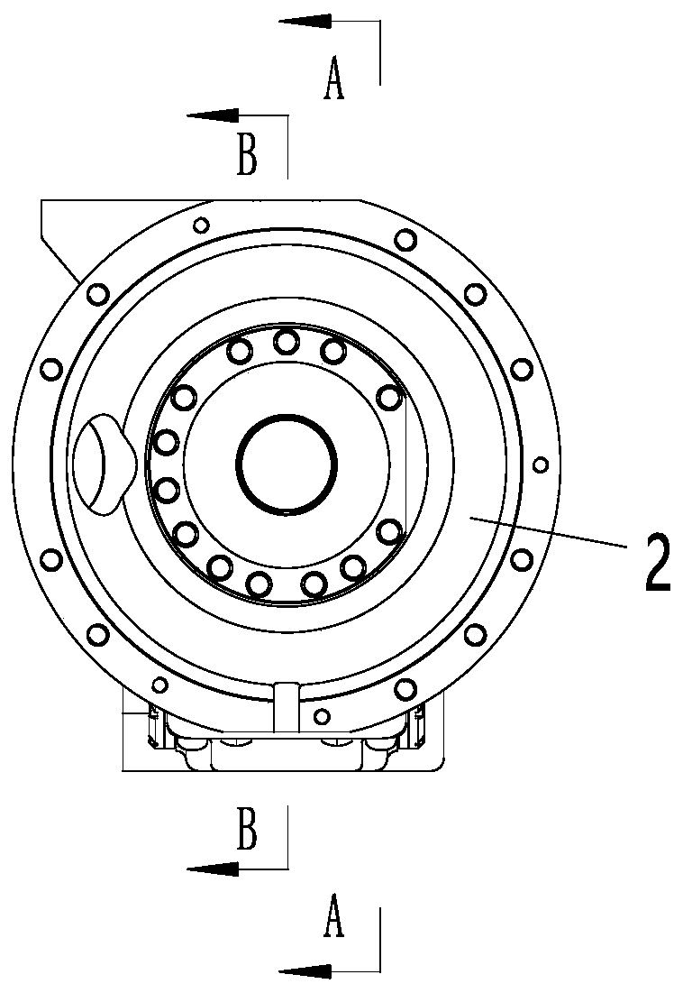 Traction gear box and rail vehicle