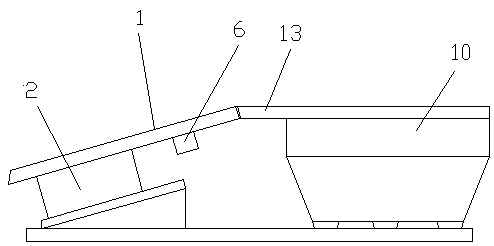 Simple and efficient feeding mechanism of pin-type microphone head