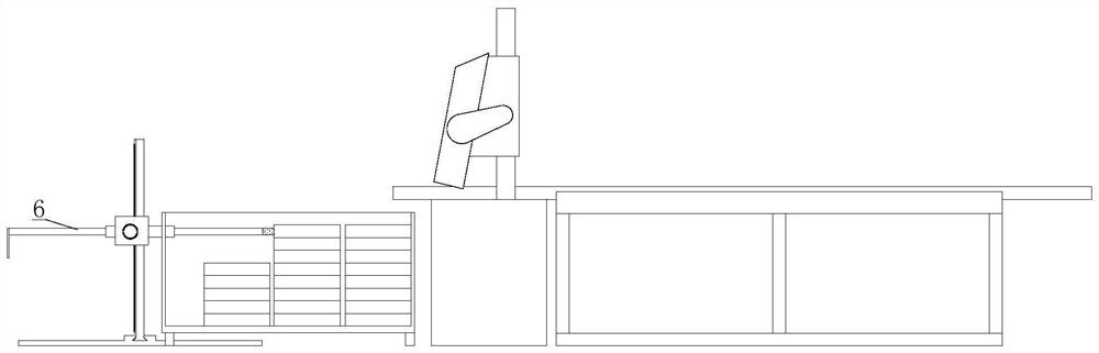 Material receiving mechanism of coupling saw cutting equipment