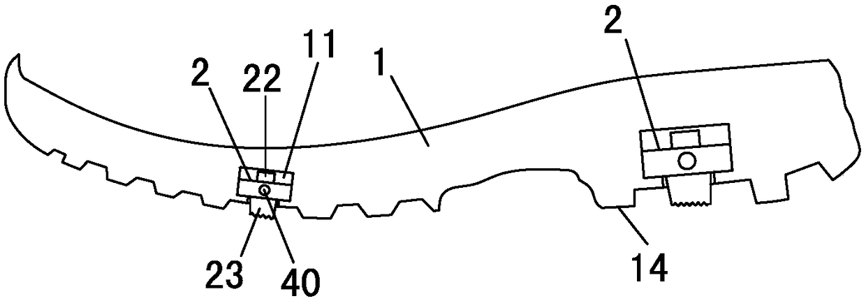 Non-slip adjusting strap and sole having same