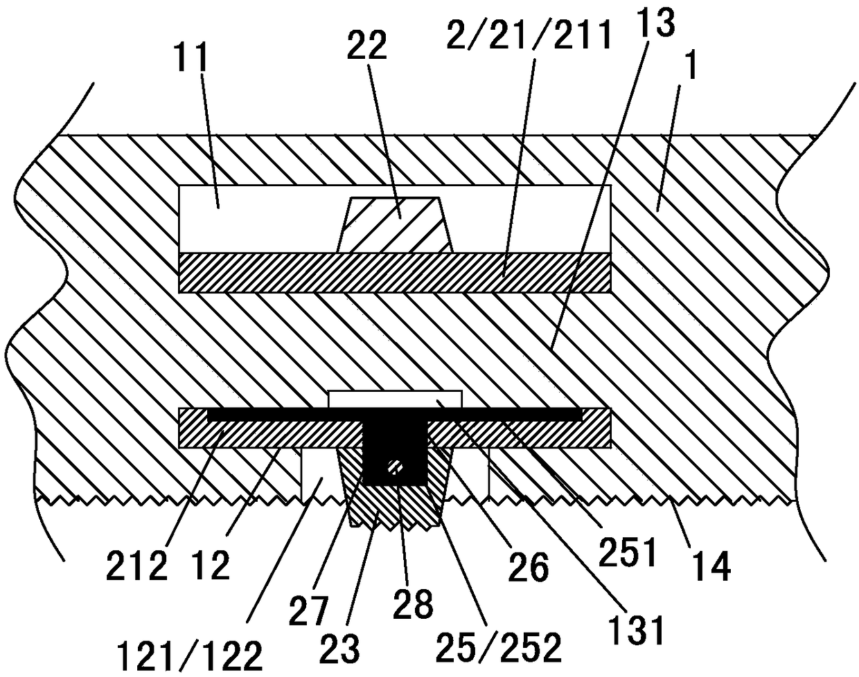 Non-slip adjusting strap and sole having same