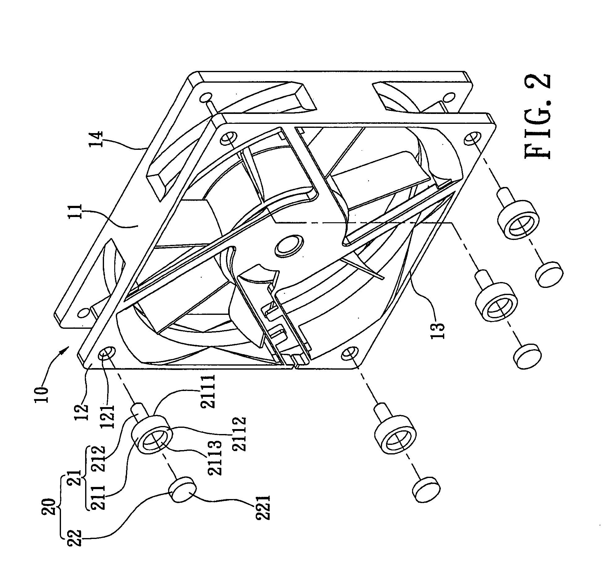 Magnetic fan-attaching structure and magnetic attaching element thereof