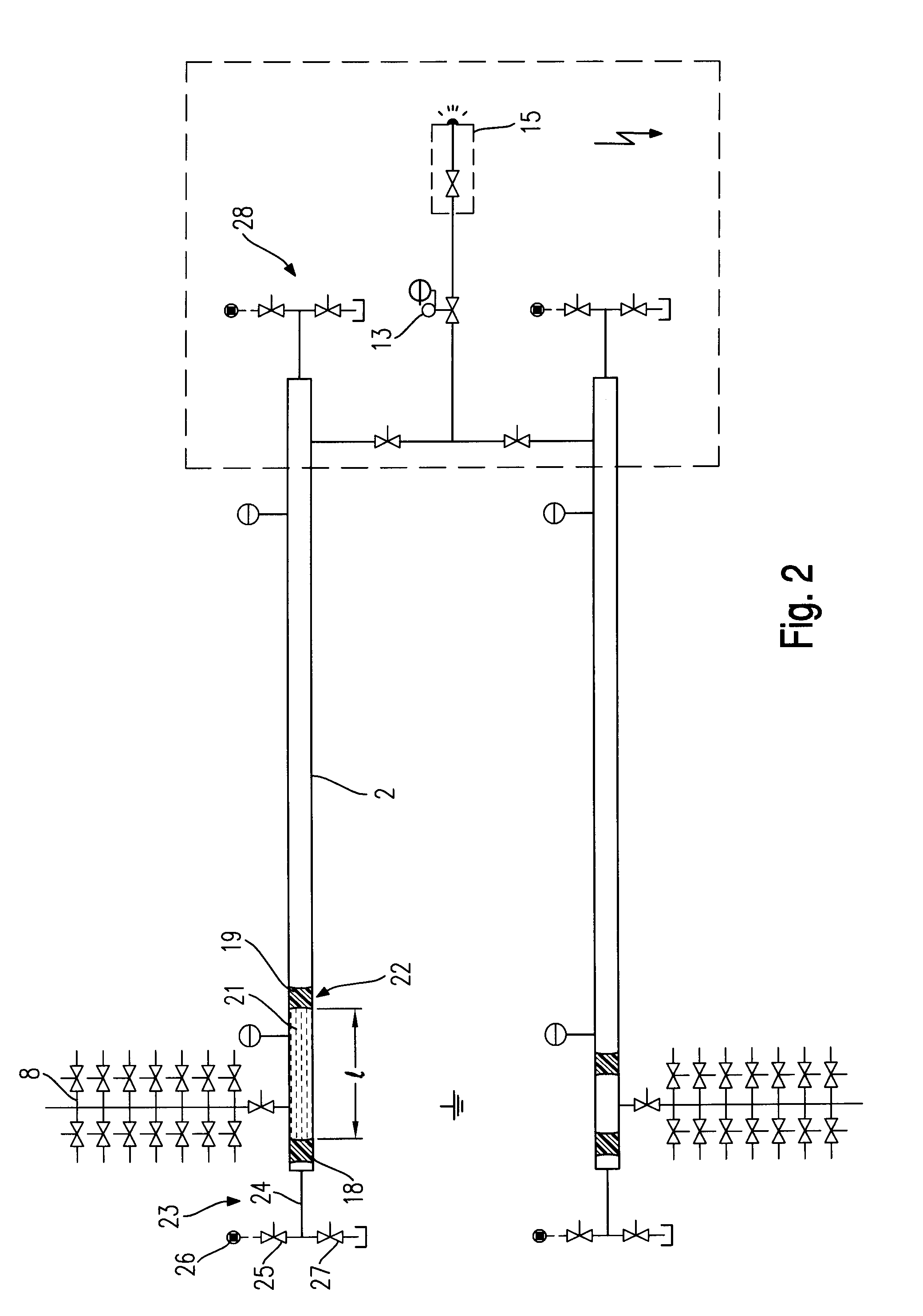 Method and apparatus for conveying electrically conductive paints between different voltage potentials