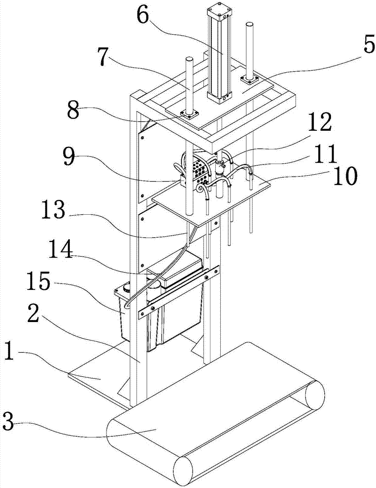 Automatic oil spraying device for bolt holes of engine bodies