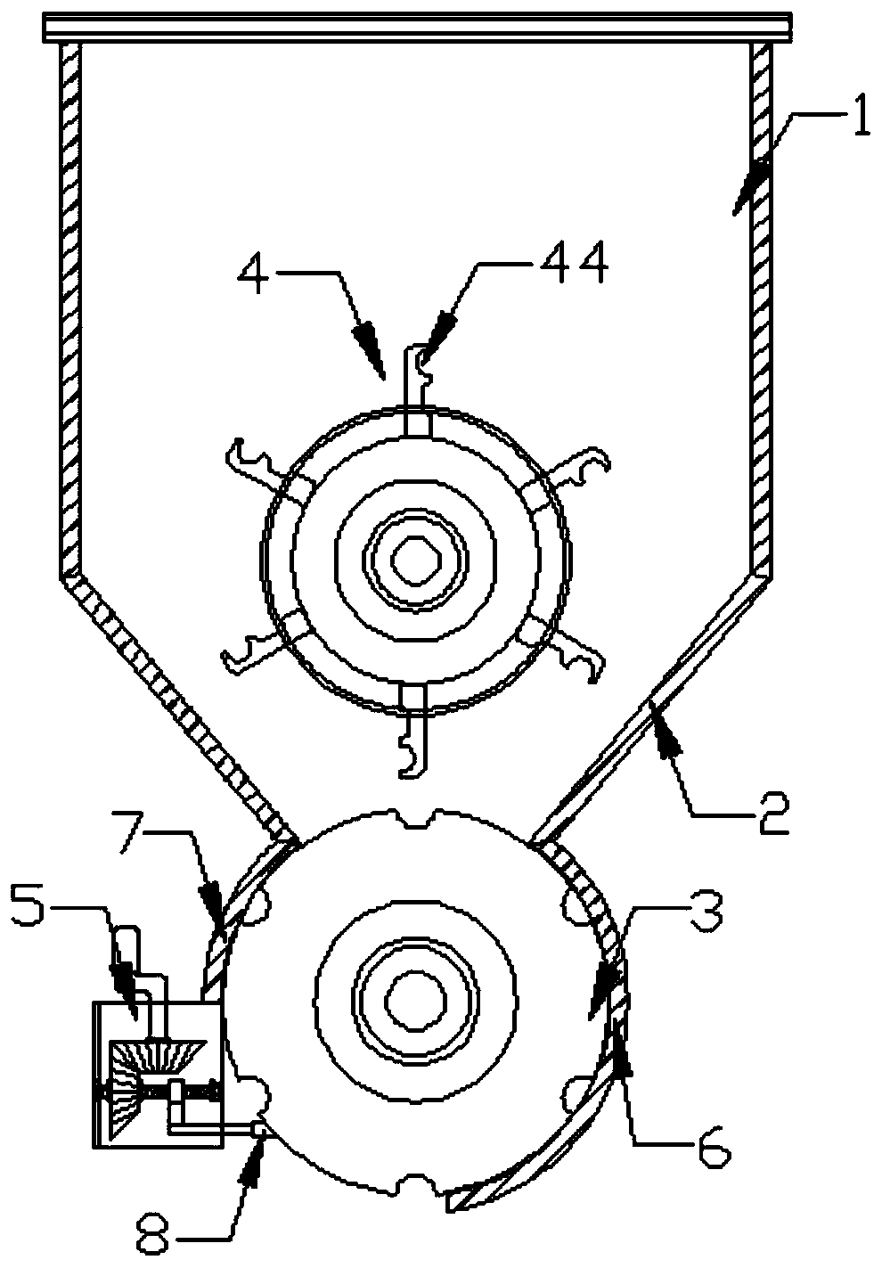 Seed discharging device allowing clay to be conveniently removed and used for seeder