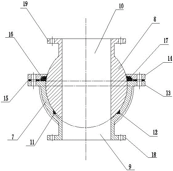 A central shaft sealing device for a circular sprinkler irrigation machine