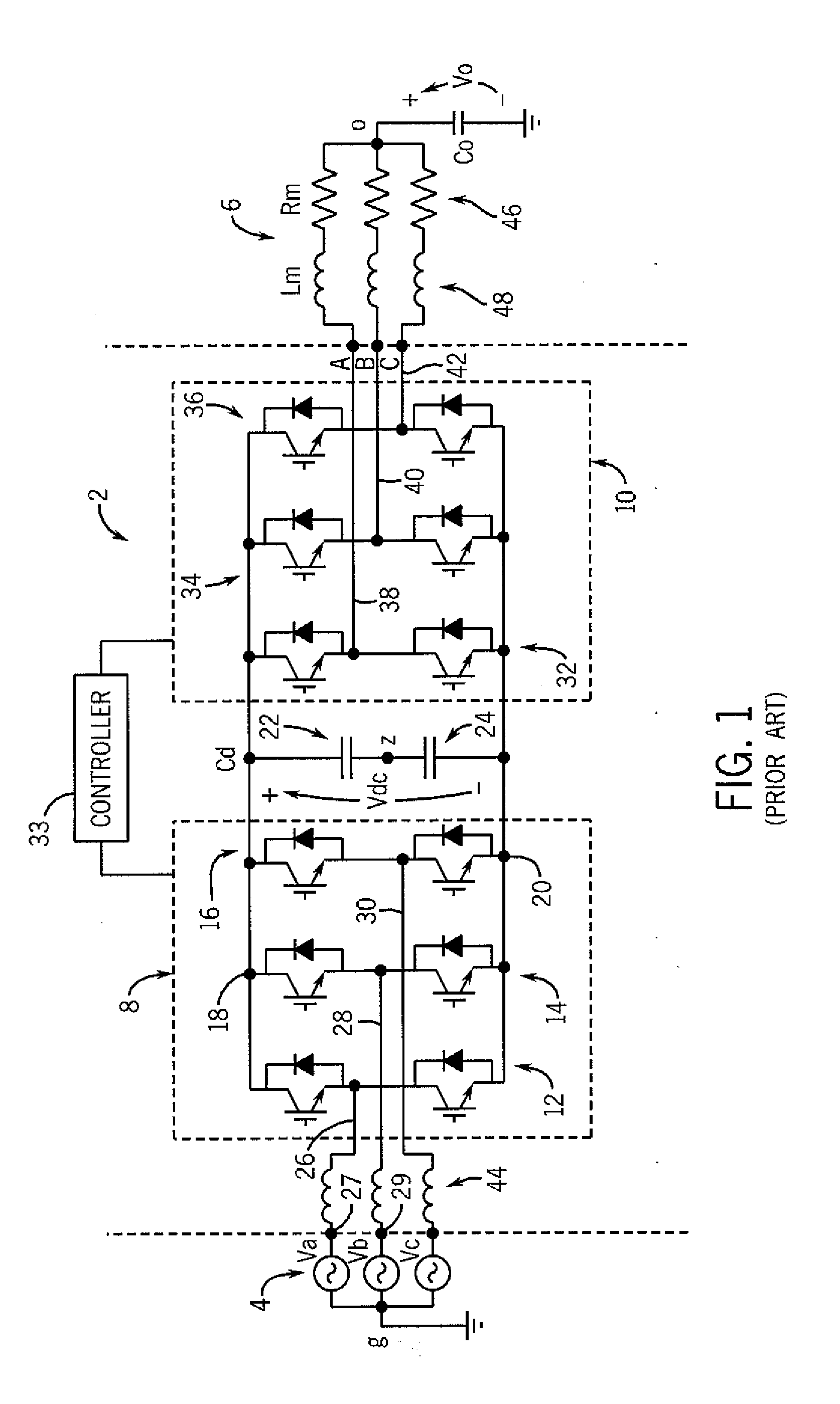 Power converter with reduced common mode voltage