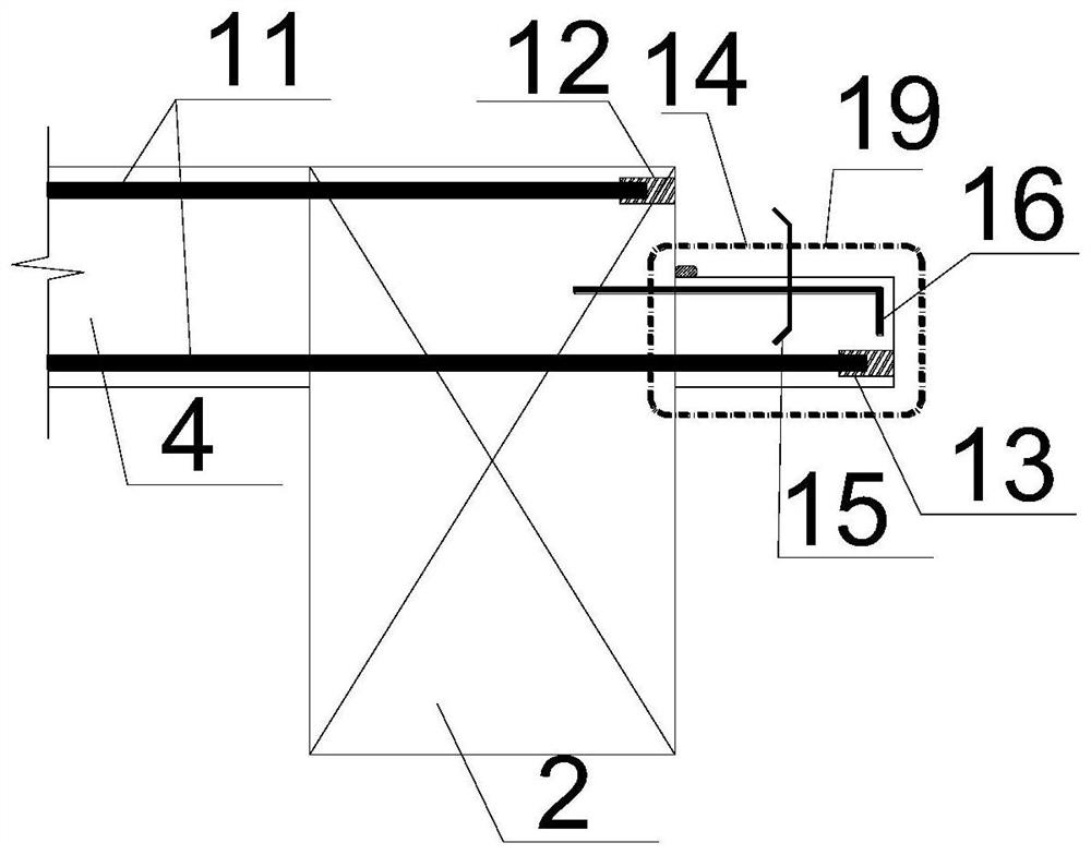 Soil outlet beam plate structure by reversed construction method and construction method