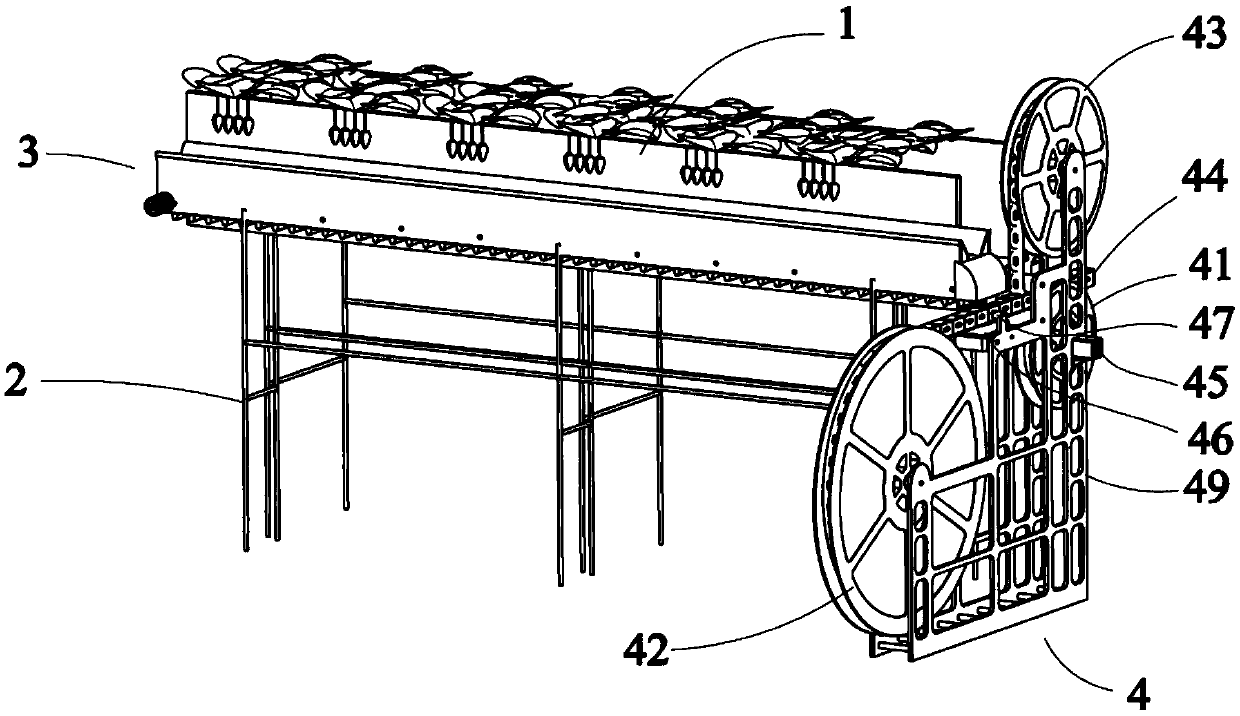 Semi-automatic strawberry harvesting and packaging equipment and its strawberry packaging bag