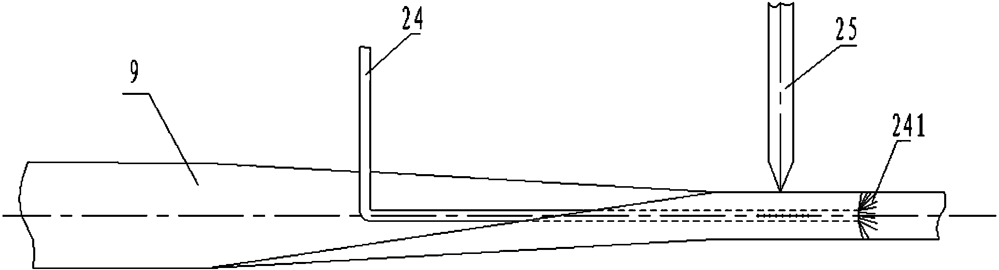 Continuous production device of plastic coated stainless steel pipeline