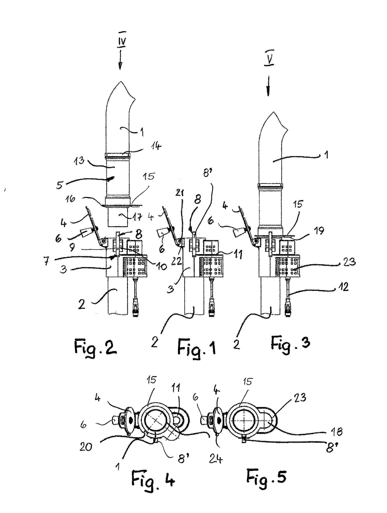 Coupling for Connecting Two Conduits of a Vacuum Conveying Device to Each Other and Vacuum Conveying Device
