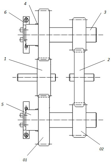 A device for eliminating transmission gear clearance in a gearbox