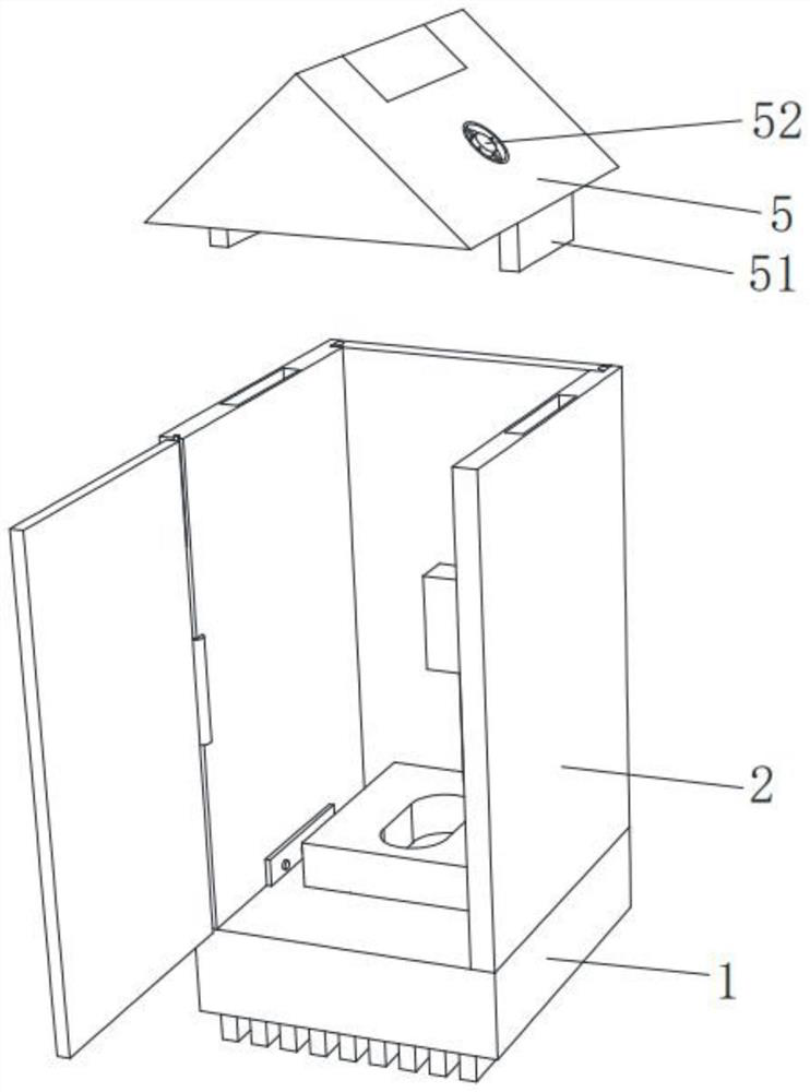 Movable toilet with assembly structure