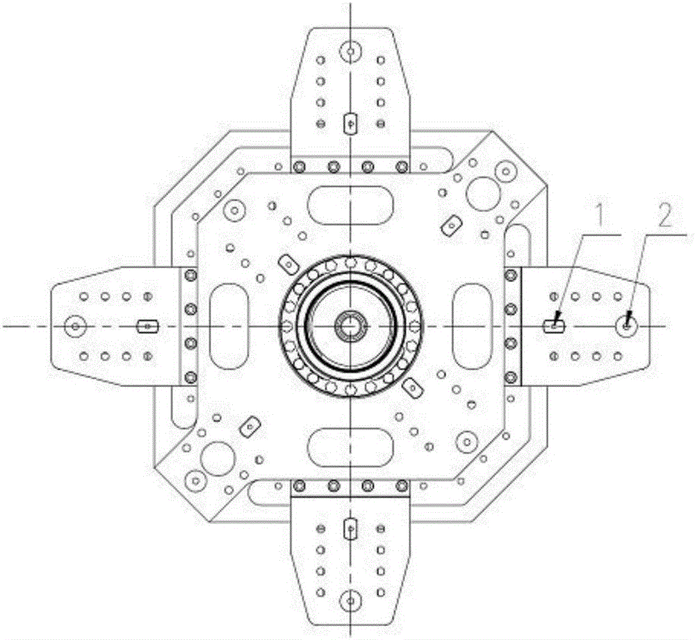 Hobbing cutter seat and key pin combined positioning structure for raise boring machine