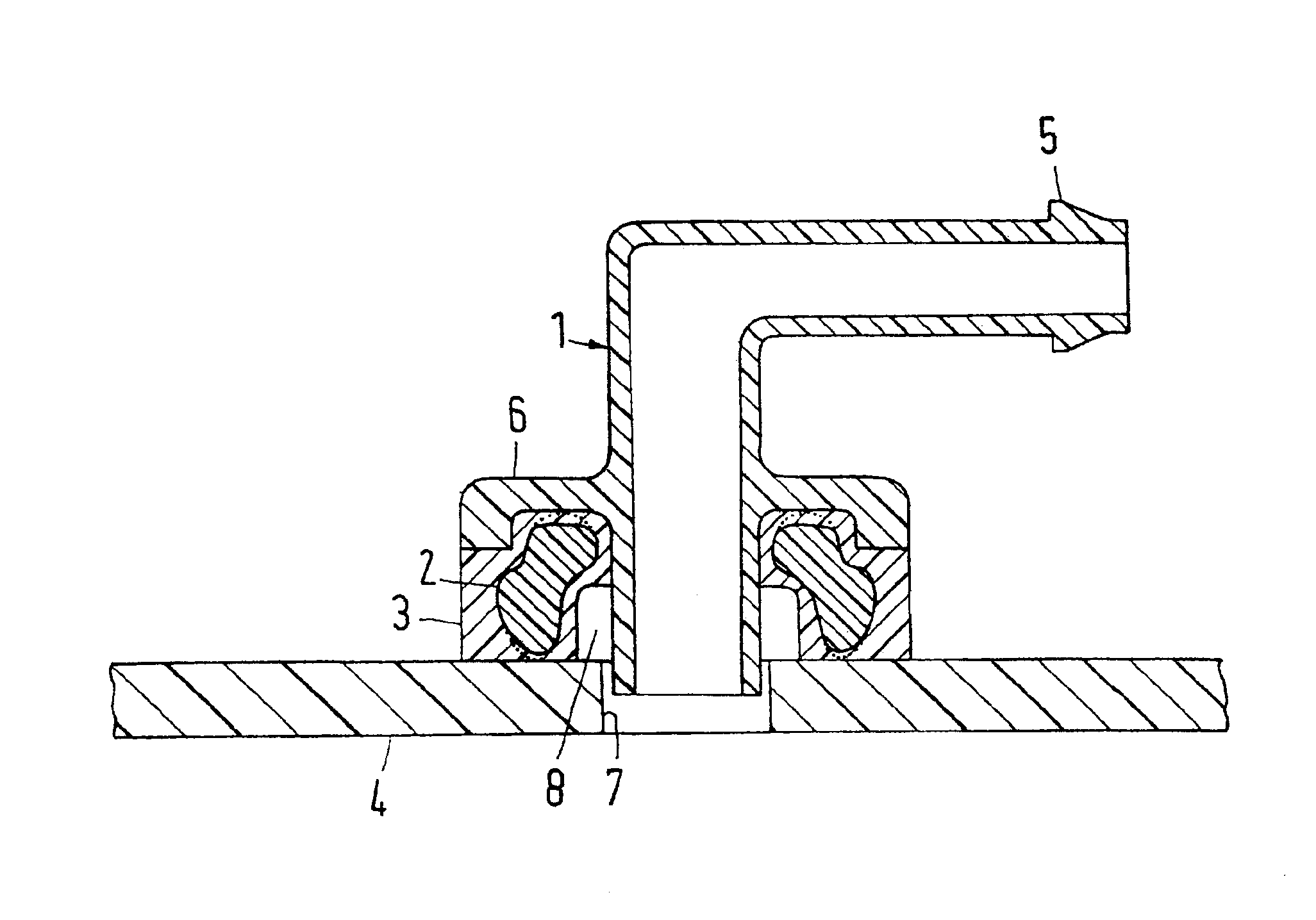Coupling member for connecting a fuel receiving or fuel dispensing part to a fluid line and method for its manufacture