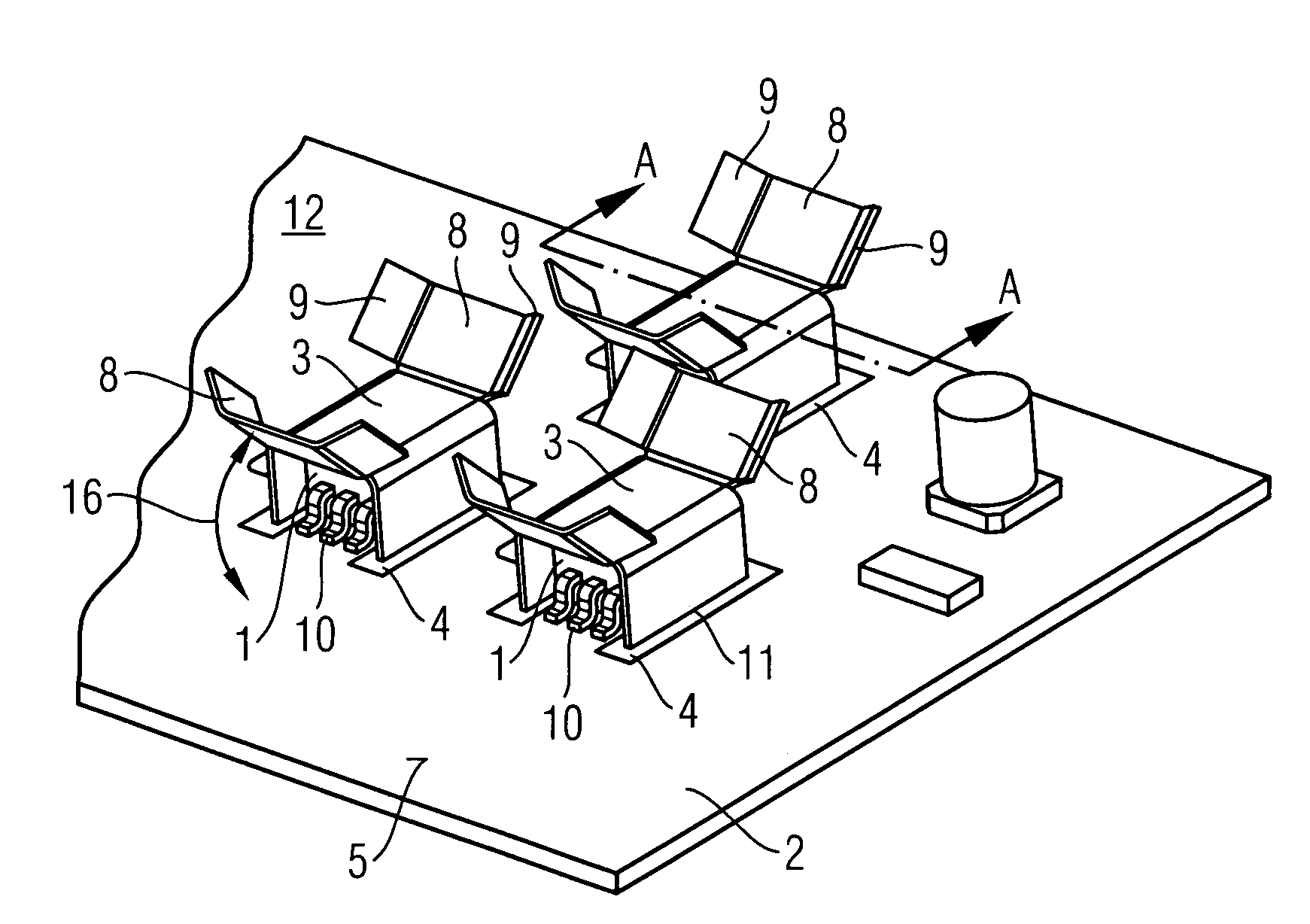 Arrangement for cooling SMD power components on a printed circuit board
