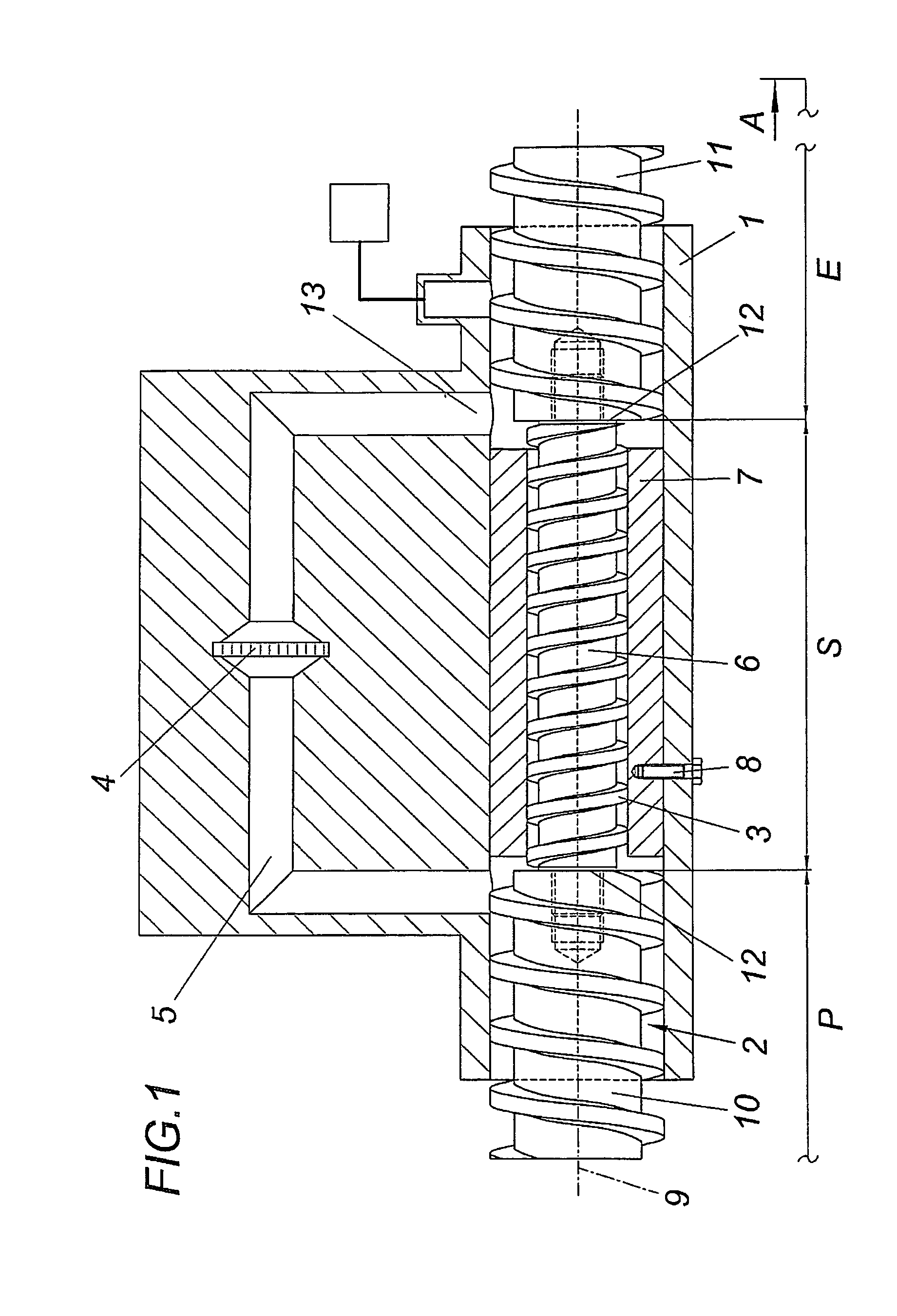 Device for extruding a thermoplastic plastic product