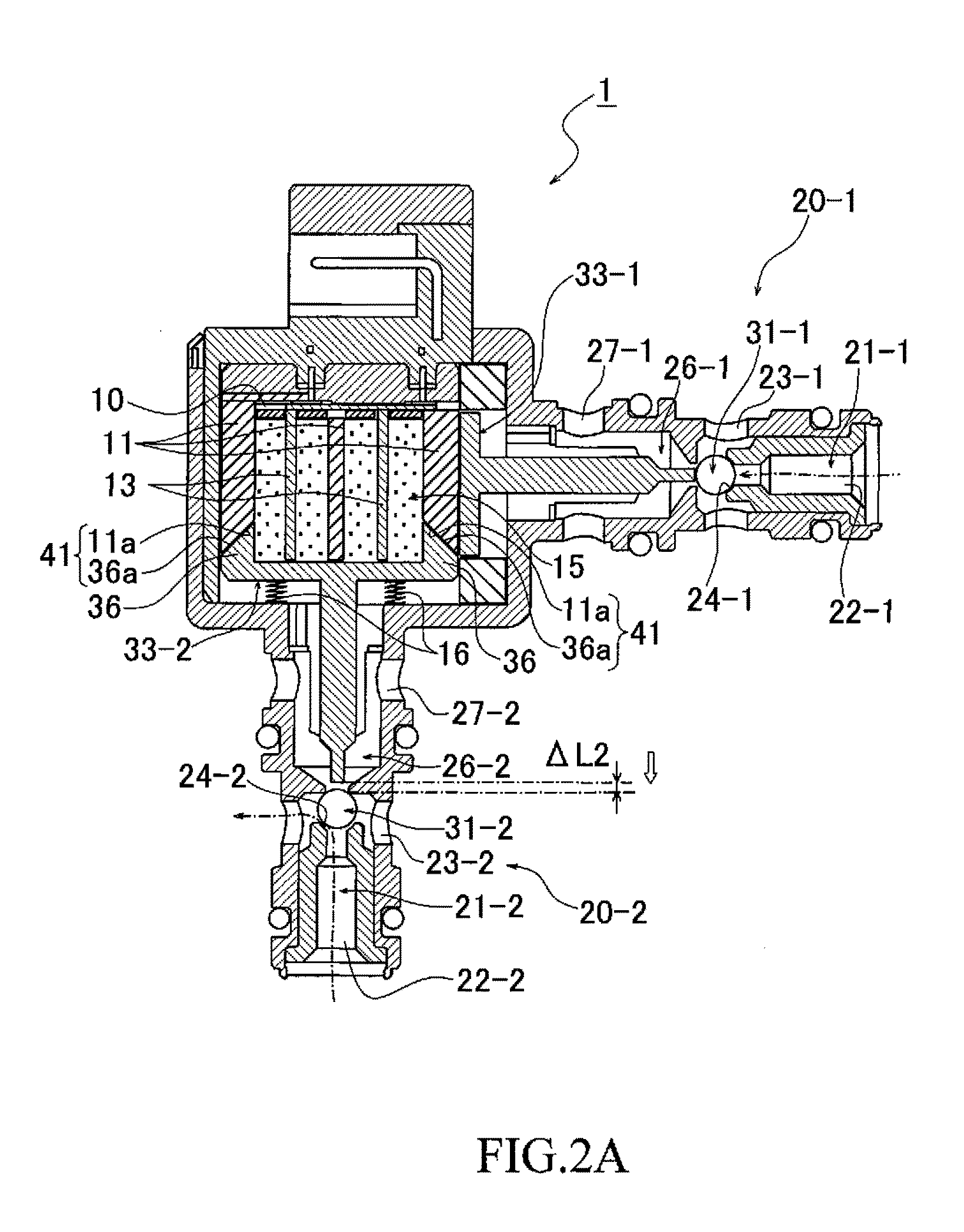 Valve device and failure detector of hydraulic circuit
