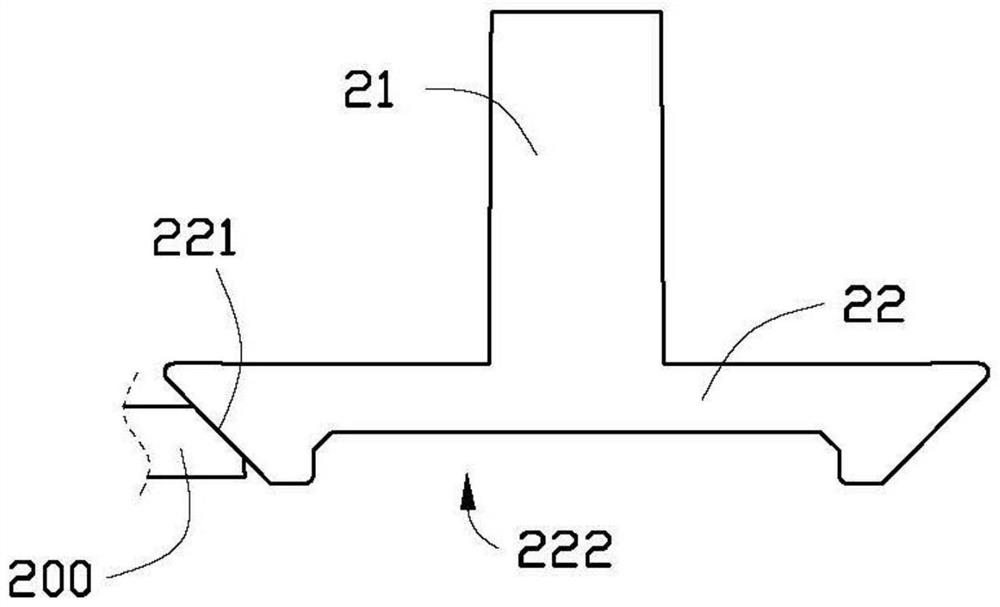 Large-bevel-edge 2.5 D cover plate machining device and machining method